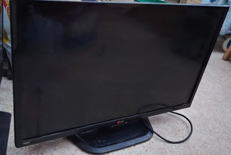 ขาย TV led 32นิ้ว 3 เครื่องเครื่องละ 980 บาท มีLG 2 SAMSUNG 1 ไม่มีรีโมท รูปที่ 4