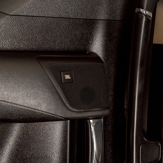 Toyota Alphard 2015 3.5 Executive Lounge Van ไฮบริด ขาว รูปที่ 3