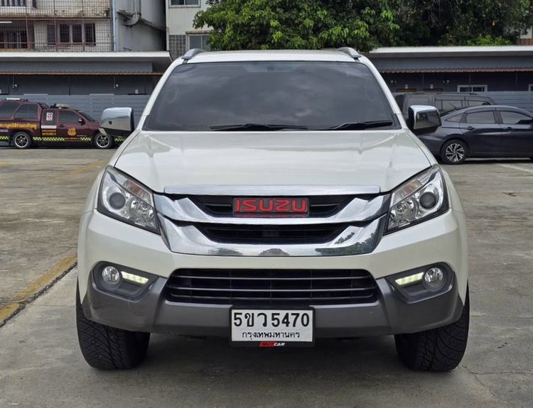 รถ Isuzu MU-7 3.0 สี ขาว