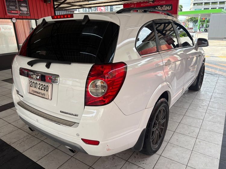 Chevrolet Captiva 2011 2.0 LT 4WD Sedan ดีเซล ไม่ติดแก๊ส เกียร์อัตโนมัติ ขาว รูปที่ 3