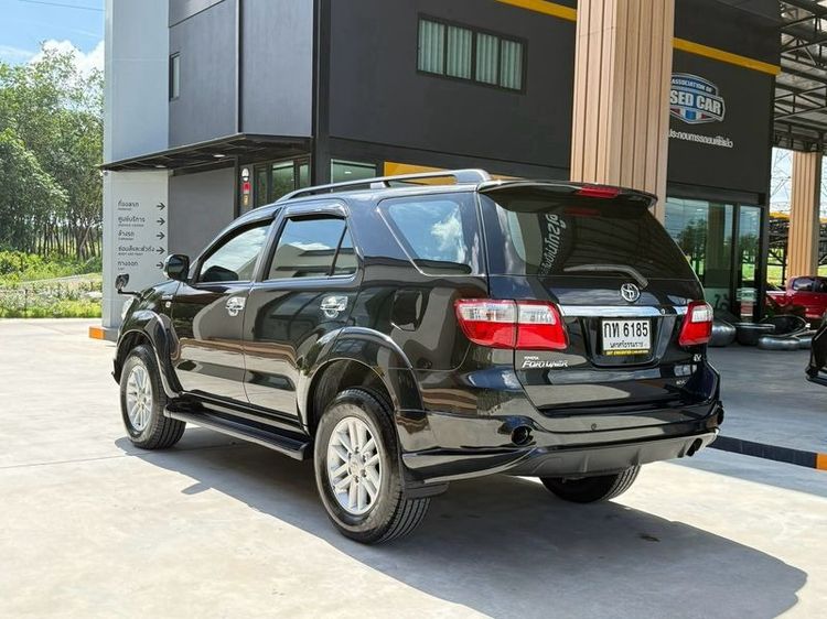 Toyota Fortuner 2011 3.0 V Utility-car ดีเซล ไม่ติดแก๊ส เกียร์อัตโนมัติ ดำ รูปที่ 2