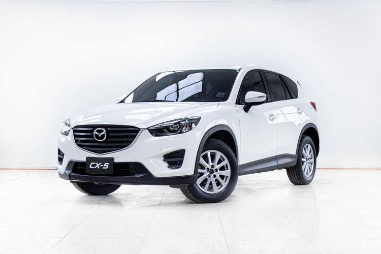 รถ Mazda CX-5 2.0 C สี ขาว