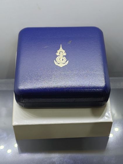 เหรียญกรมหลวงชุมพร เนื้อนิกเกิลขัดเงา ที่ระลึกสร้างพระอนุสาวรีย์ ณ เมืองพัทยา กองทัพเรือจัดสร้าง ปี 2538 พร้อมกล่องเดิม พิธีใหญ่ รูปที่ 7
