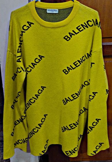 อื่นๆ สเวตเชิ้ต แขนยาว Balenciaga Sweater