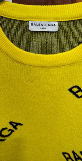 Balenciaga Sweater รูปที่ 3