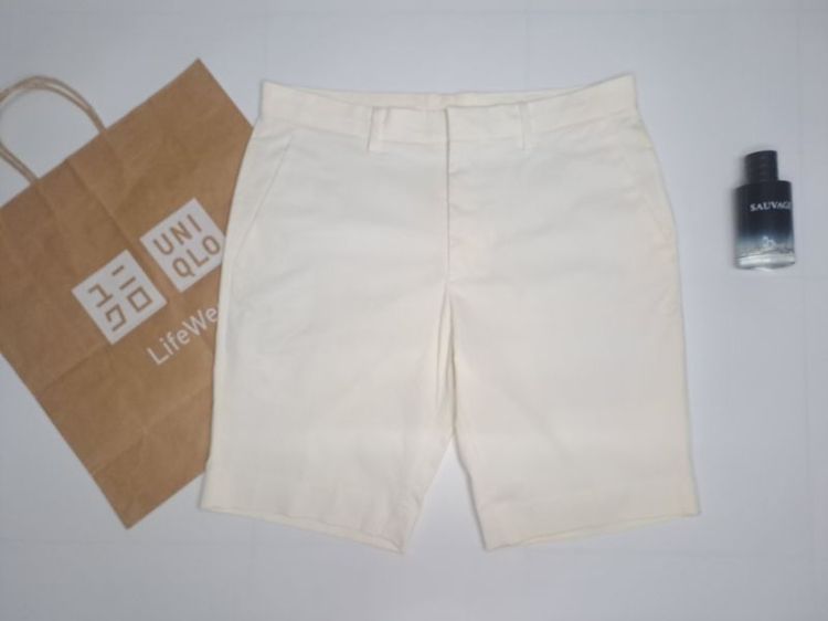 อื่นๆ M กางเกงขาสั้นสีขาว Offwhite ผ้าชิโน แบรนด์ Uniqlo‼️