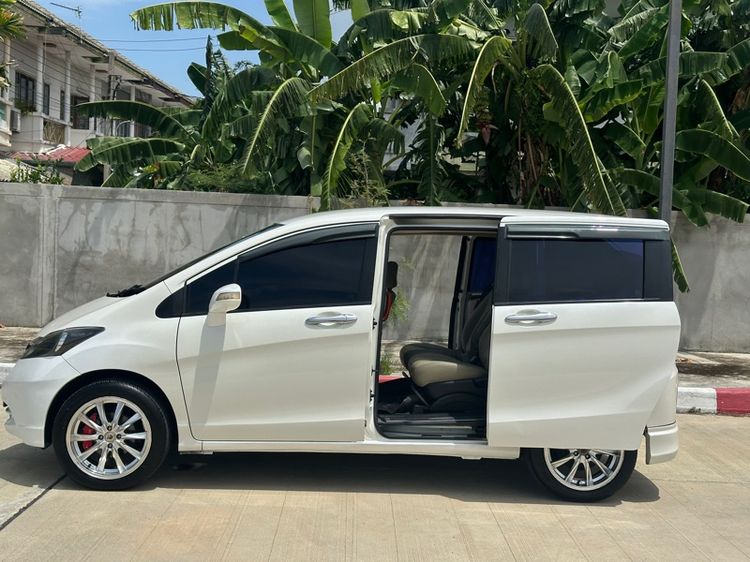 Honda Freed 2010 1.5 EL Utility-car เบนซิน ไม่ติดแก๊ส เกียร์อัตโนมัติ ขาว รูปที่ 4