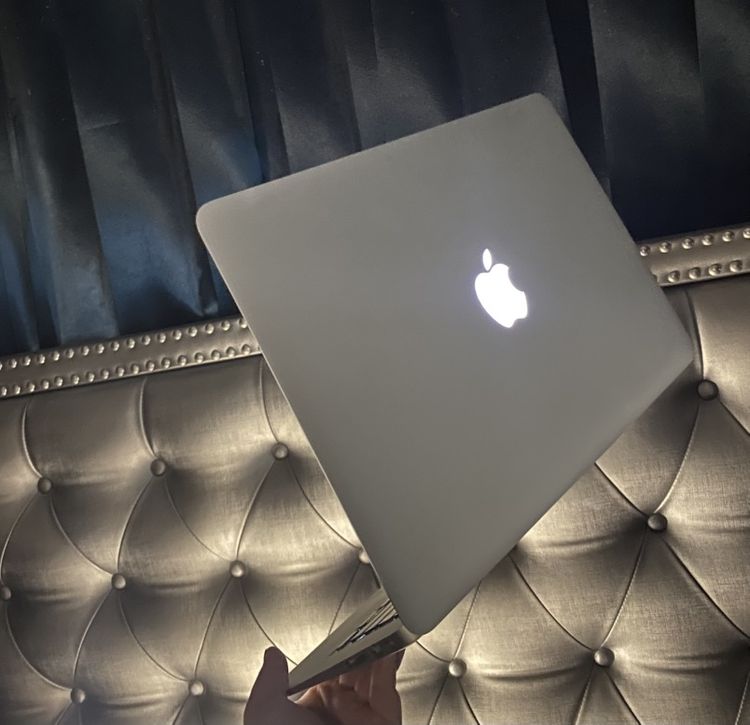 ขาย macbook air 13.3”ปี2013 cpu i5 ssd 128 แรม4gbเพิ่งเปลี่ยนแบตให้ใหม่ด้วย คุ้มๆ ขาย 3,500 รูปที่ 4