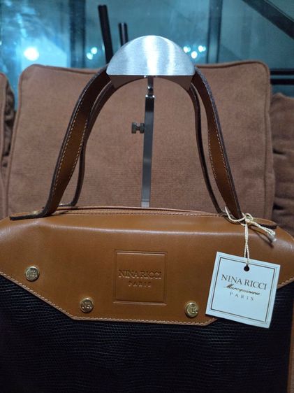 กระเป๋าถือวินเทจ Nina Ricci Maroquinerie Paris (สภาพป้ายห้อย) รูปที่ 4