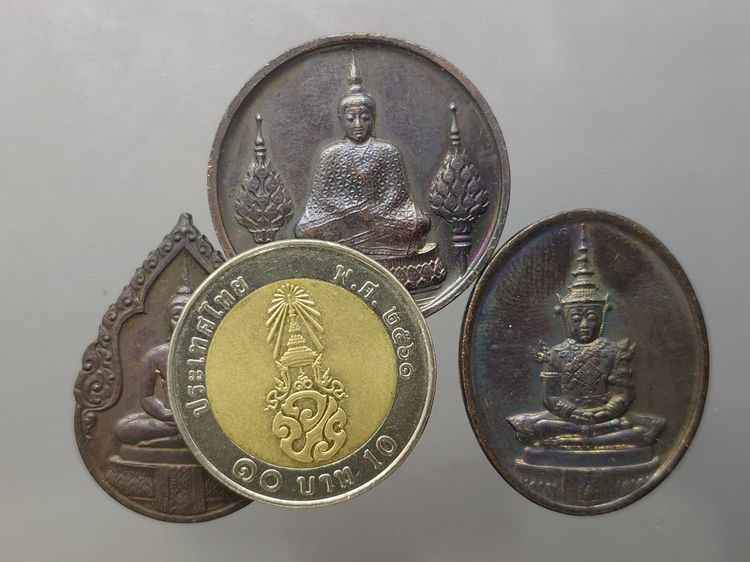 เหรียญพระแก้วมรกต ภปร รุ่นสอง ชุด 3 ฤดู เนื้อทองแดงรมดำ ฉลองกรุงรัตนโกสินทร์ 200 ปี พ.ศ.2525 พร้อมกล่องเดิม รูปที่ 5