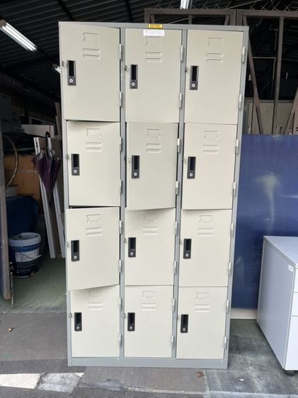 เหล็ก ตู้ล๊อคเกอร์ Locker แบบ 12 ช่อง KENKI สภาพดี