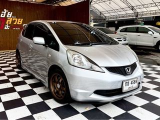 Honda Jazz 1.5 ปี 2010 มือเดียวป้ายแดง