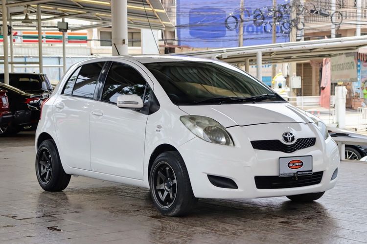 Toyota Yaris 2012 1.5 J Sedan เบนซิน ไม่ติดแก๊ส เกียร์อัตโนมัติ ขาว รูปที่ 3