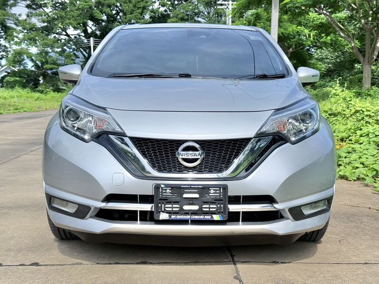 ฟรีดาวน์ NISSAN NOTE 1.2 VL ท๊อปสุด เกียร์ออโต้ สีเทา วิ่งน้อยมาก 30,000 กม.ปี2564(จดทะเบียน 2021) มีกล้องรอบคัน สีเทา.