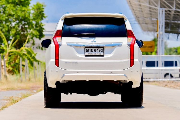 Mitsubishi Pajero Sport 2016 2.5 GT Utility-car เบนซิน ไม่ติดแก๊ส เกียร์อัตโนมัติ บรอนซ์ทอง รูปที่ 2