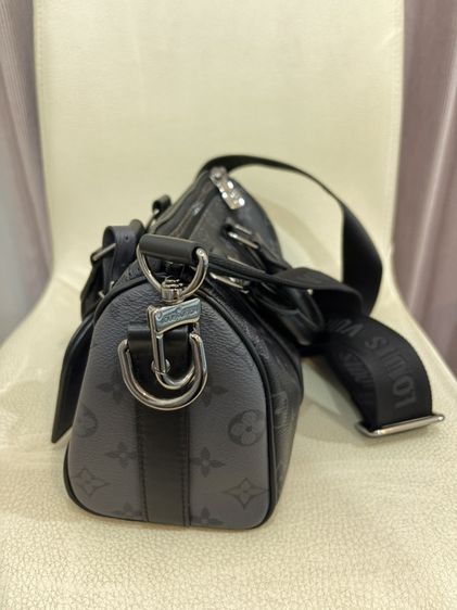 กระเป๋าสะพาย Louis Vuitton keepall 25 รูปที่ 8