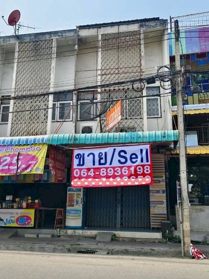 📌📌ขายอาคารพาณิชย์ 2 ชั้น📌📌🏢✨ทำเลทอง ใจกลางเชียงใหม่ ลงทุนก็คุ้ม อยู่อาศัยก็สะดวก!
