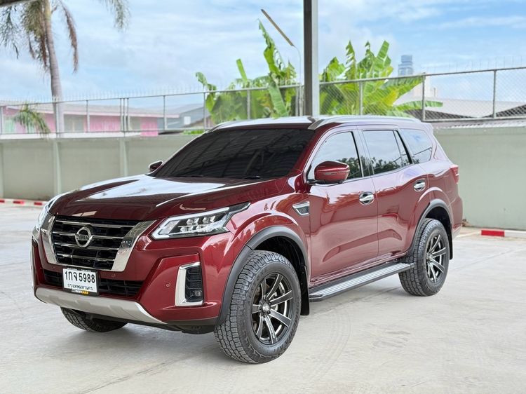 รถ Nissan Terra 2.3 VL 4WD สี แดง