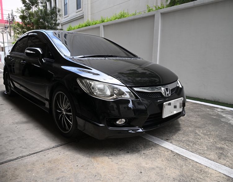 รถ Honda Civic 1.7 VTi สี ดำ