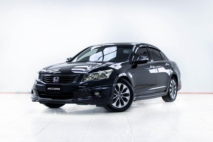 รถ Honda Accord 2.0 E สี ดำ