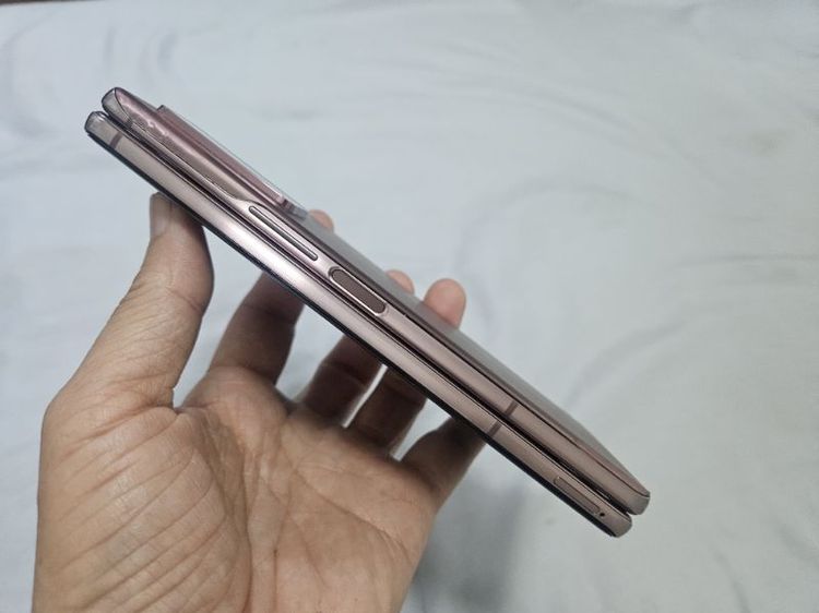 z fold 2 5G จอสวยราคาถุก รูปที่ 9
