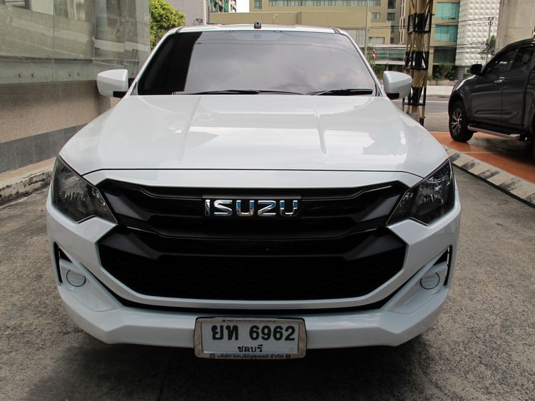 Isuzu D-MAX 2025 MaxForce Spacecab 2.2 Ddi L Pickup ดีเซล ไม่ติดแก๊ส เกียร์อัตโนมัติ ขาว รูปที่ 3