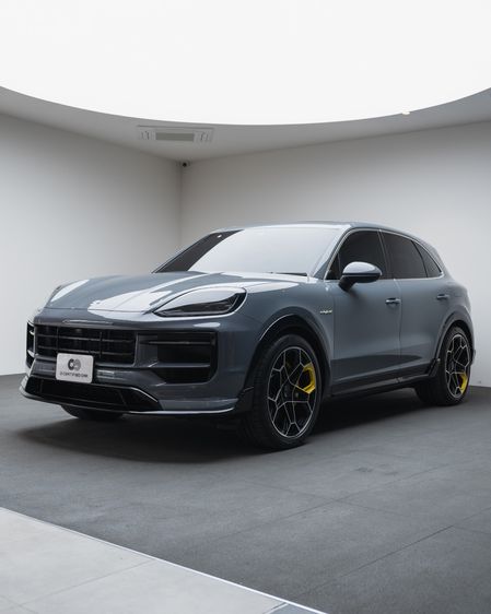 รถ Porsche Cayenne 3.0 E-Hybrid 4WD สี เทา