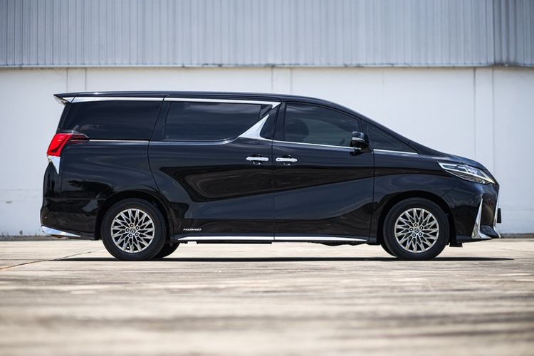 Lexus LM300h 2021 Executive 4-Seater ไฮบริด ไม่ติดแก๊ส เกียร์อัตโนมัติ ดำ รูปที่ 4