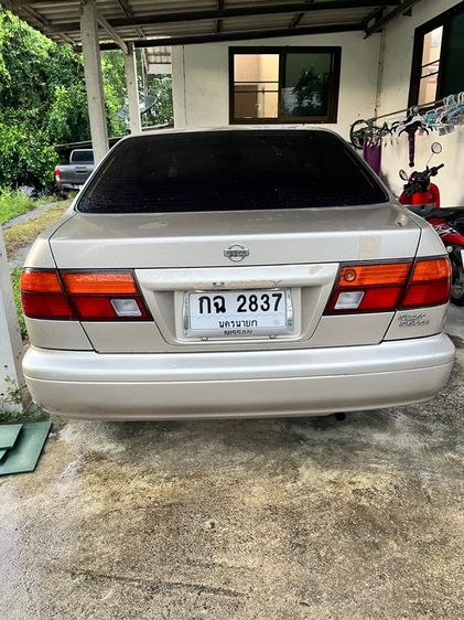 รถ Nissan Sunny 1.5 EX Saloon สี ทอง