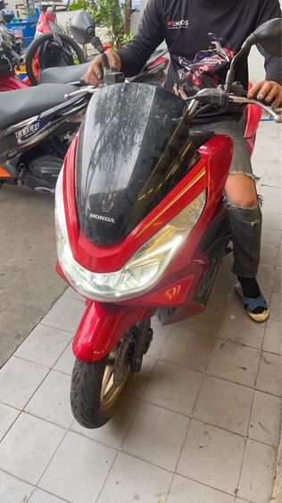 Honda 2017 หาคนสนใจ PCX 150 เตาแก๊ส มีเล่มพร้อมสมบูรณ์ใช้งานมือเดียว ถ่ายน้ำมันเครื่องตลอดทุก 1,000 km
