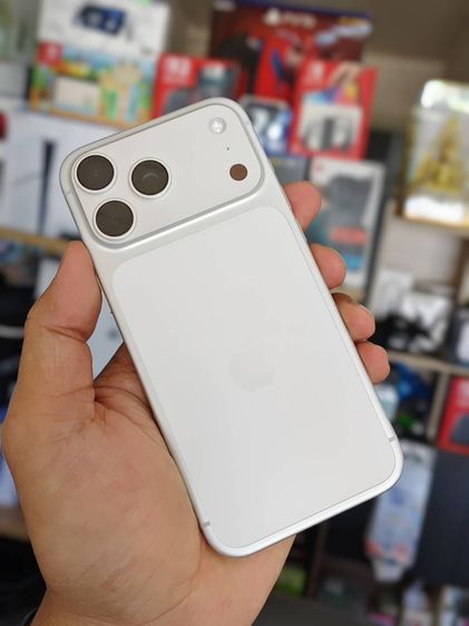 - iPhone 17 Pro Max 256GB Silver รูปที่ 5