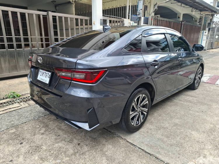 Toyota Yaris ATIV 2025 1.2 Smart Sedan เบนซิน เกียร์อัตโนมัติ เทา รูปที่ 4