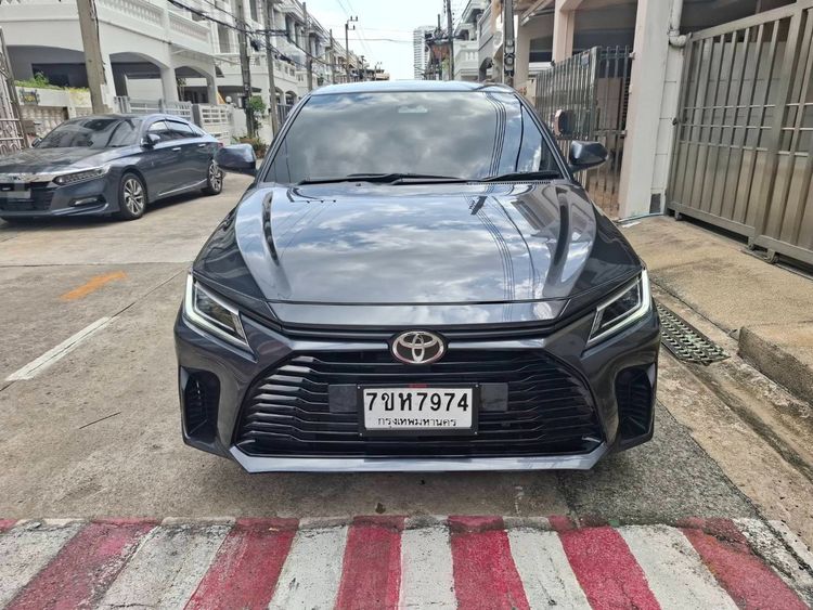 Toyota Yaris ATIV 2025 1.2 Smart Sedan เบนซิน เกียร์อัตโนมัติ เทา รูปที่ 3