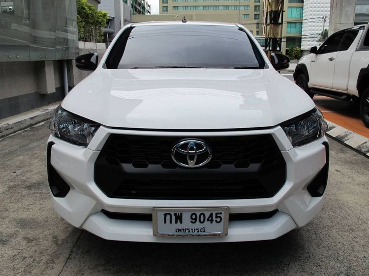 Toyota Hilux Revo 2025 2.4 Z Edition Entry Pickup ดีเซล ไม่ติดแก๊ส เกียร์อัตโนมัติ ขาว รูปที่ 3