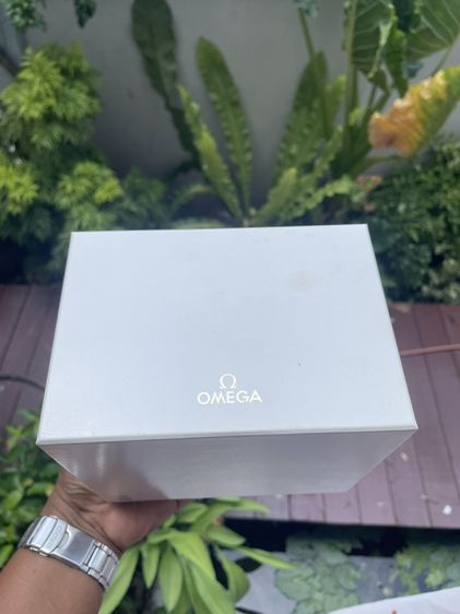 กล่องomega
