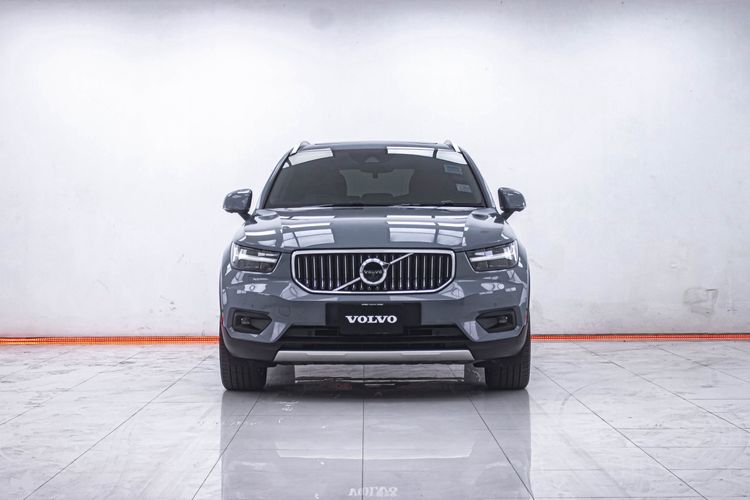 Volvo XC40 2020 2.0 T5 AWD Inscription Utility-car เบนซิน ไม่ติดแก๊ส เกียร์อัตโนมัติ เทา รูปที่ 4