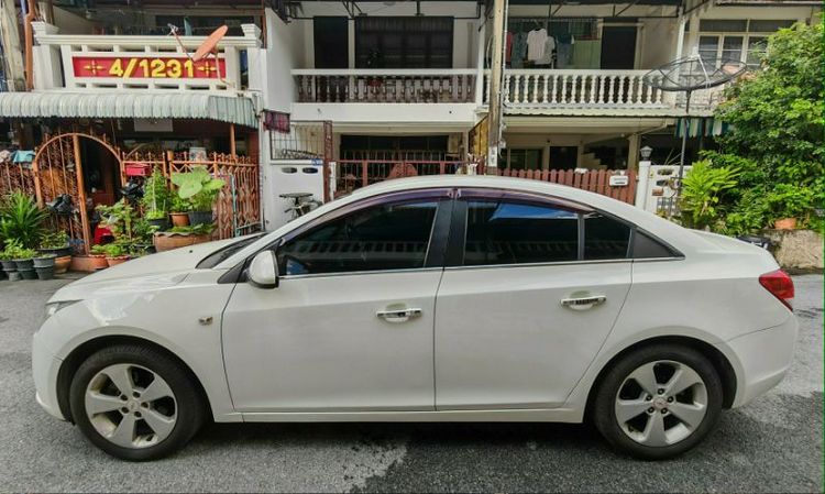 Chevrolet Cruze 2011 2.0 LTZ Sedan ดีเซล ไม่ติดแก๊ส เกียร์อัตโนมัติ ขาว รูปที่ 3