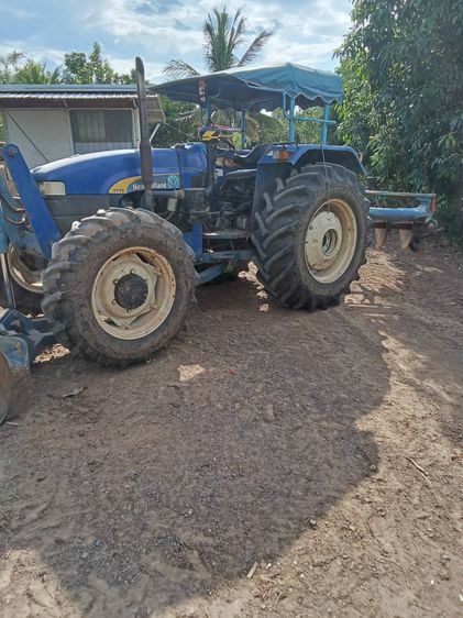 ปล่อยรถไถ New Holland TT75 มือสอง สภาพพร้อมใช้งาน รูปที่ 3