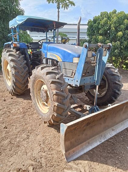 ปล่อยรถไถ New Holland TT75 มือสอง สภาพพร้อมใช้งาน รูปที่ 5