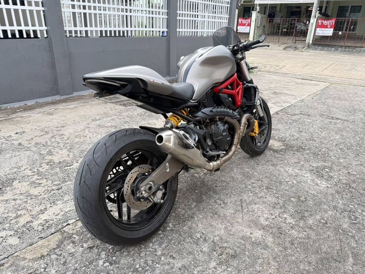 Ducati Monster 821 รูปที่ 4