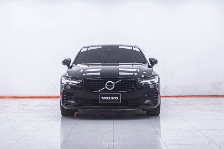 Volvo S60 2021 2.0 Recharge T8 R-Design 4WD Sedan ปลั๊กอินไฮบริด (PHEV) ไม่ติดแก๊ส เกียร์อัตโนมัติ ดำ รูปที่ 4
