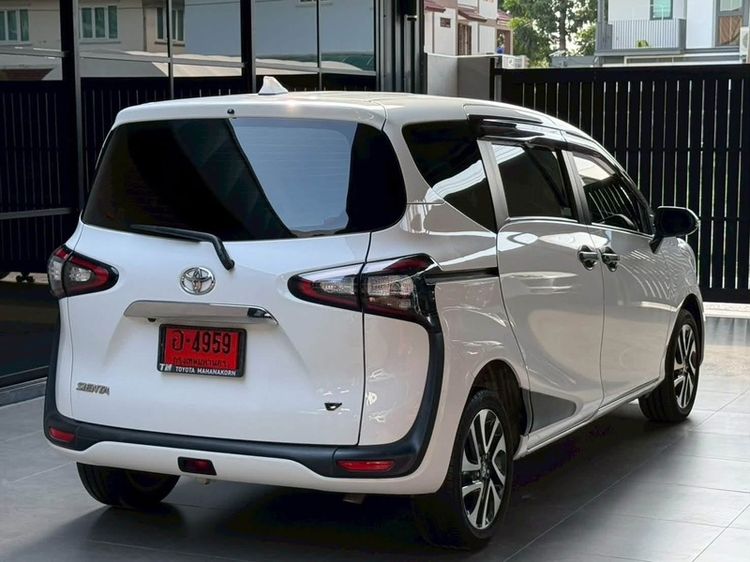 Toyota Sienta 2019 1.5 V Sedan เบนซิน เกียร์อัตโนมัติ ขาว รูปที่ 4