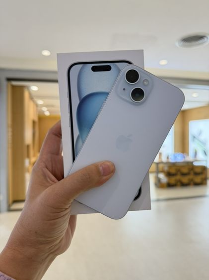 128 GB iPhone 15 สีฟ้า 128 ประกันศูนย์ยังเหลือ  ผ่อนได้