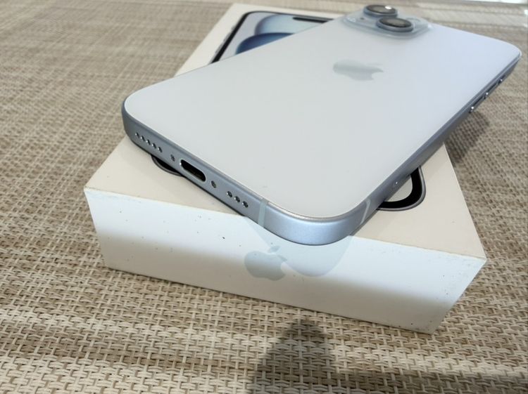 iPhone 15 สีฟ้า 128 ประกันศูนย์ยังเหลือ  ผ่อนได้ รูปที่ 2
