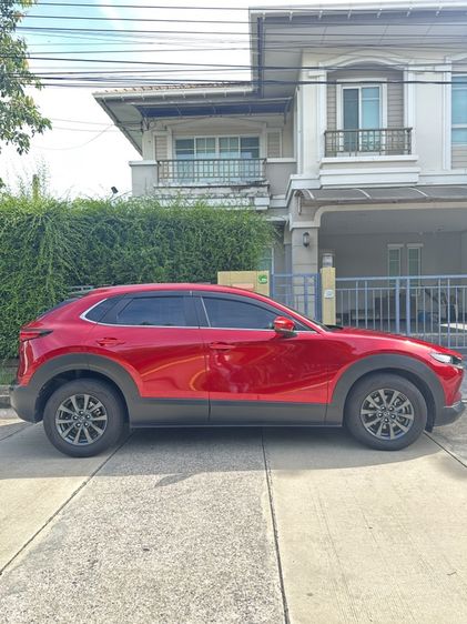 Mazda CX-30 2022 2.0 C Sedan เบนซิน เกียร์อัตโนมัติ แดง รูปที่ 3