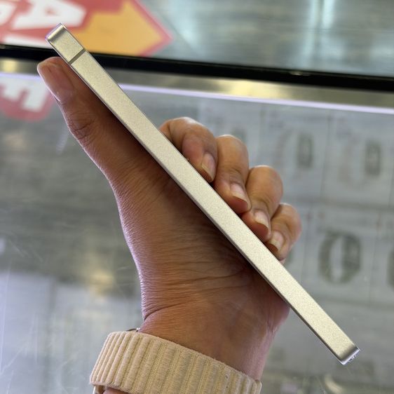 Samsung S25 Ultra Titanium Silverblue เครื่องศูนย์ สภาพสวยมากๆ จอ6.9นิ้ว แรม12รอม256 Snap8 Elite กล้อง200ล้าน(4ตัว) ครบยกกล่อง🥰🥰 รูปที่ 4