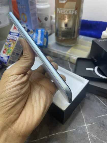 Vivo v60 ram12 rom512g ครบกล่อง หมดประกัน นัดรับ กทม ราคา 9500 บาท รูปที่ 3