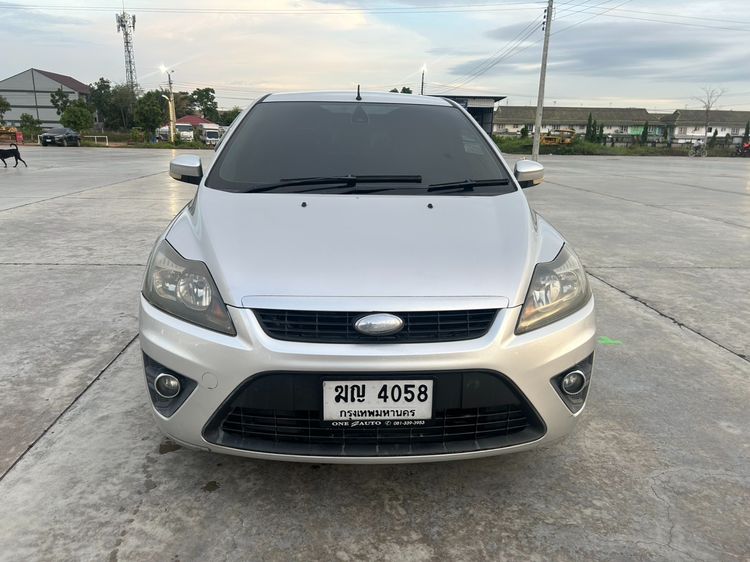 รถ Ford Focus 2.0 Sport Plus สี เทา