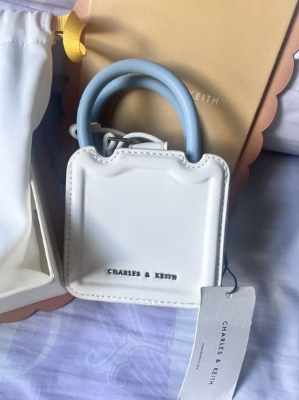 Charles & keithอุปกรณ์ครบมีกล่องสภาพใหม่ รุ่นลิมิเตด