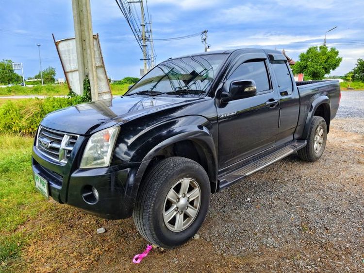 รถ Isuzu D-MAX 2.5 Hi-Lander สี ดำ